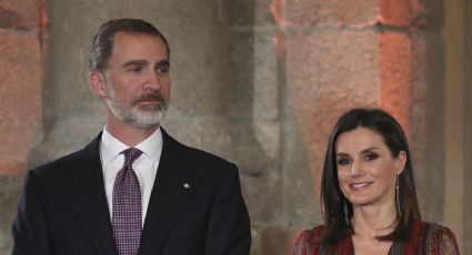 Felipe y Letizia: la tierna postal de los reyes más juntos que nunca