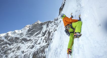 Viaje a los pirineos franceses: podéis escalar una cascada de hielo a casi 3 mil metros de altura