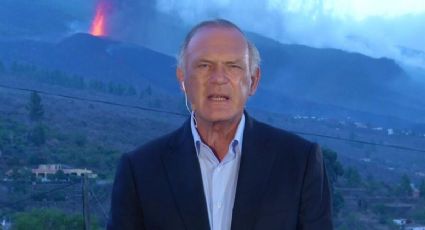 Pedro Piqueras sufrió un percance en vivo mientras cubría la erupción del volcán en La Palma