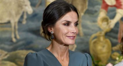 La reina Letizia se lleva todas las miradas del Palacio Real con un 'look' excepcional