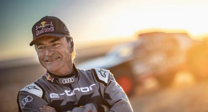 Carlos Sainz recibe un importante premio a su trayectoria profesional