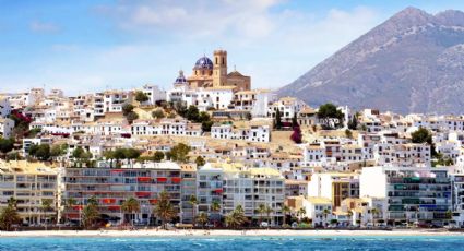 Conoce Altea, el pueblito de Alicante para poetas y enamorados del mar