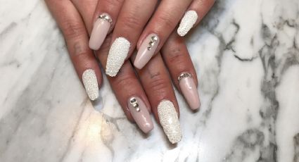 Nail art: así son los diseños de uñas con perlas que te harán lucir fascinante