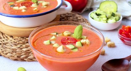 Receta de gazpacho andaluz: ¡prepáralo como un profesional!