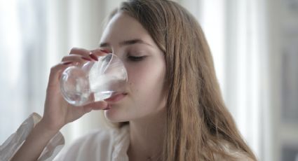 Beber agua del mar se ha puesto de moda y estas son las consecuencias de hacerlo