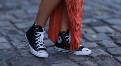 'Outfits' con zapatillas Converse para lucir con estilo y en tendencia