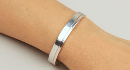 Cómo limpiar las pulseras de plata y dejarlas relucientes de forma natural y económica