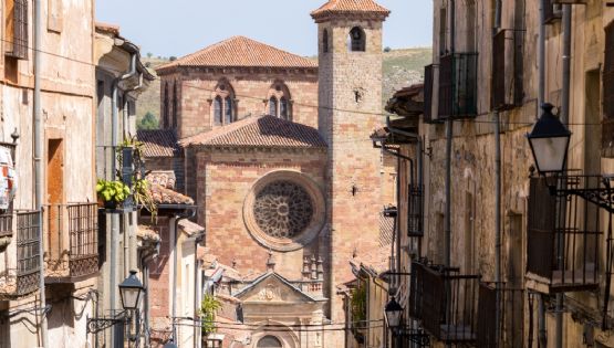 Viajes turísticos: conoce el pueblo que esconde la gastronomía más rica del país a solo 4 euros