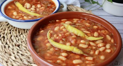 Receta de pochas frescas a la navarra: uno de los platos más representativos de España