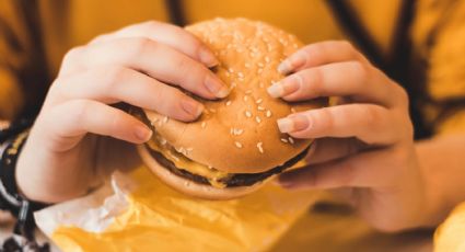 La extraña receta de hamburguesa con Oreo que causa furor en Bilbao