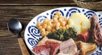 El plato de cocido que llega desde Galicia: una receta repleta de nutrientes