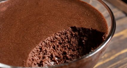 La receta del postre ideal: mousse de chocolate para toda la familia