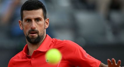 Novak Djokovic reacciona de esta sorpresiva manera a un botellazo