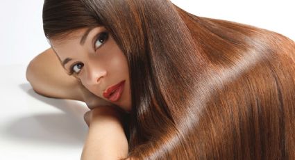 Sin usar calor y con solo tres ingredientes alisa tu cabello de forma natural