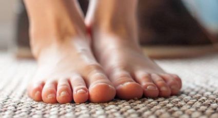 Cómo preparar la mejor solución casera para prevenir hongos en los pies