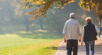 Esta es la cantidad ideal que debes caminar por día si tienes más de 50 años según la OMS