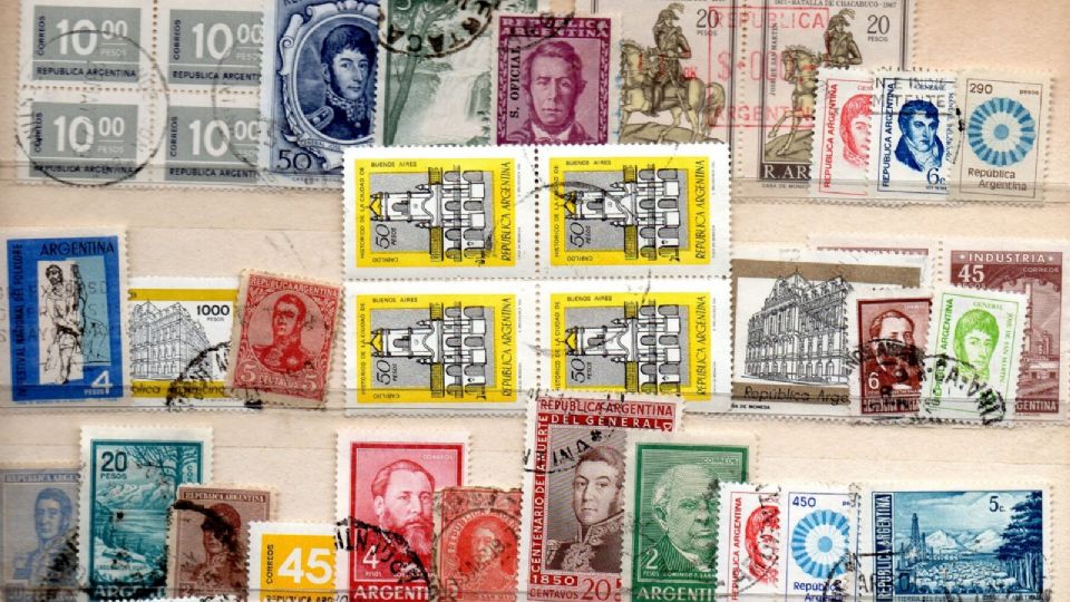 Sellos postales. Fuente: (Google).