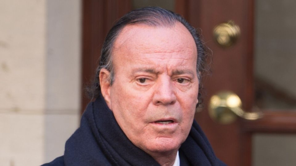 Julio Iglesias. Fuente: (Google).